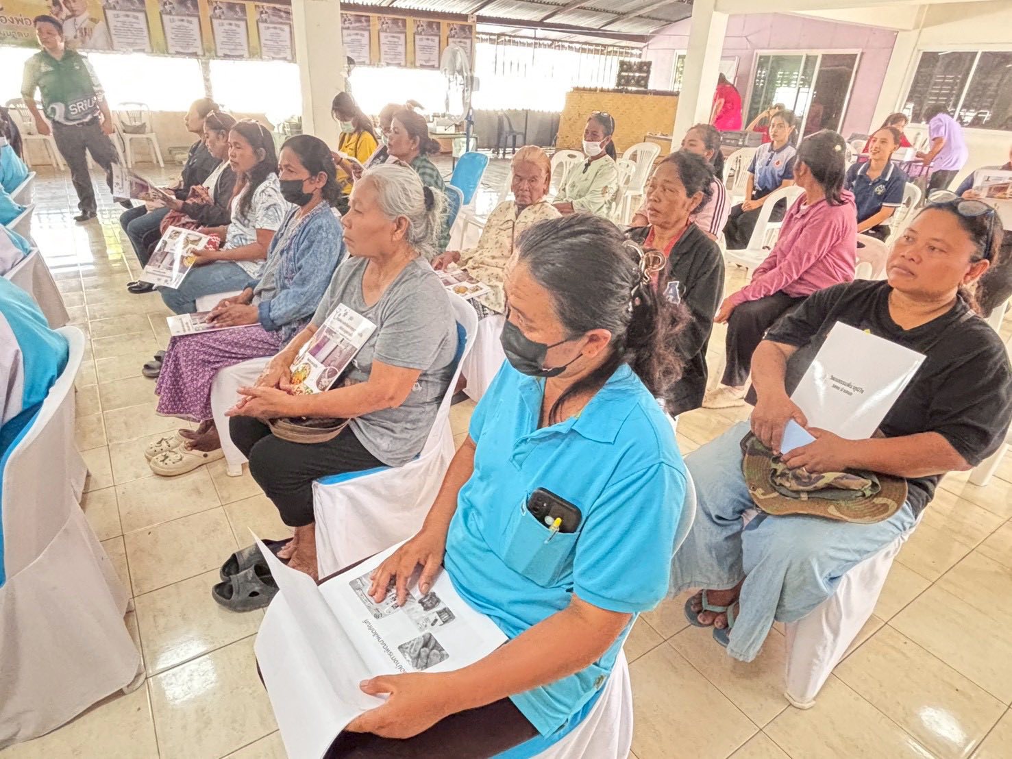 รายงานผลการดำเนินงาน กิจกรรมที่ 3 อบรมเชิงปฏิบัติการพัฒนาสูตรมาตรฐาน การผลิตและออกแบบบรรจุภัณฑ์ที่ผสานอัตลักษณ์ท้องถิ่น