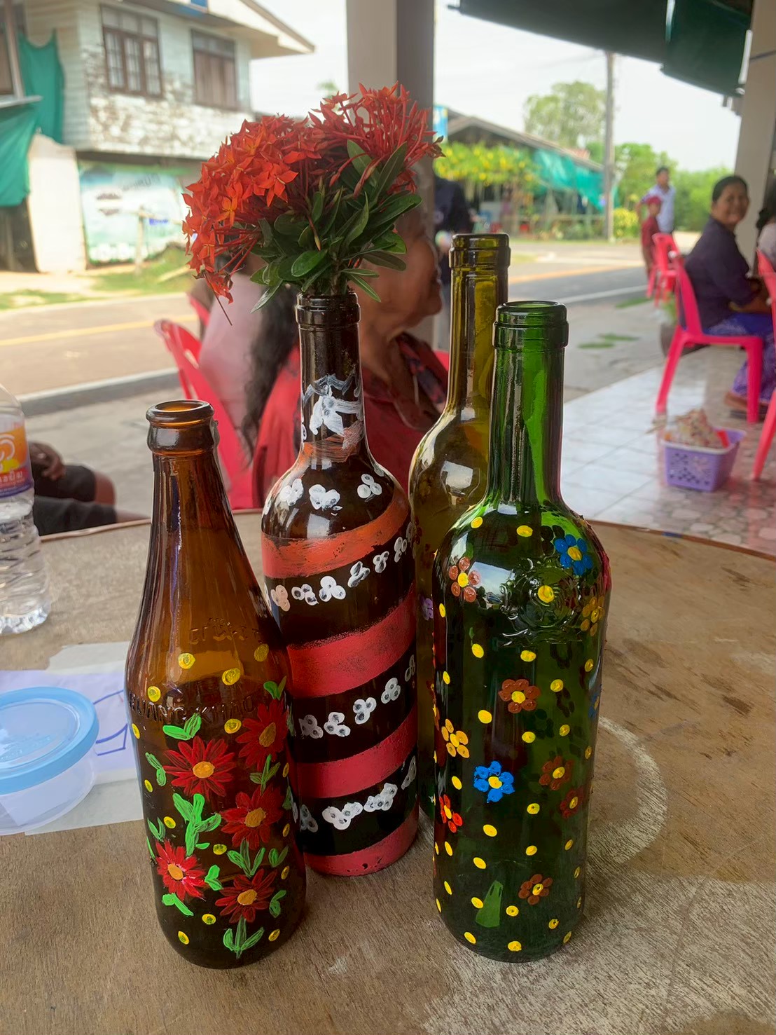 เพิ่มมูลค่าและขยายช่องทางการตลาดของผลิตภัณฑ์ชุมชน